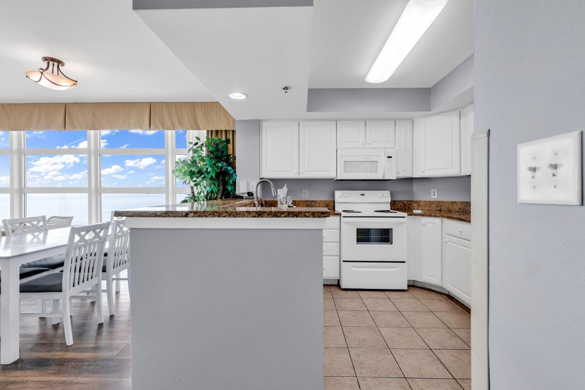 Stunning Condo With Wall-To-Wall Windows Overlooking Ocean Myrtle Beach Kültér fotó